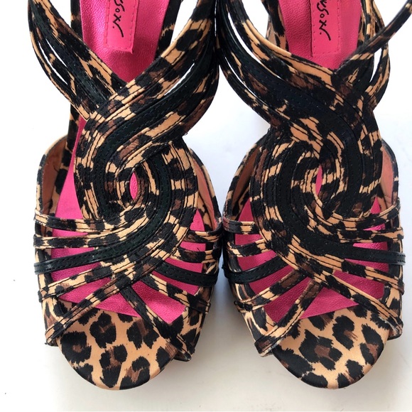 Betsey Johnson Strappy Peep Toe Leopard Heels - Picture 6 of 12